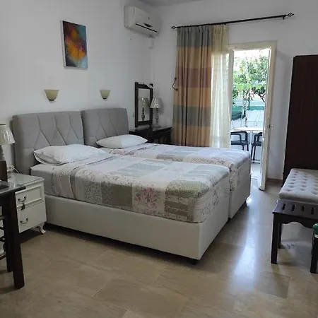 Angela Aparthotel Kassiopi